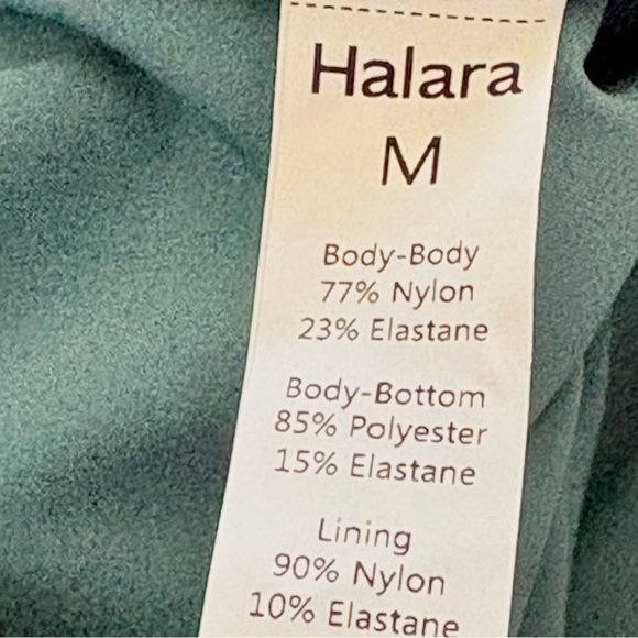 Halara Women's Breezeful Backless Corset 2-in-1 Pocket Mini Active Dress Size M - Picture 13 of 15